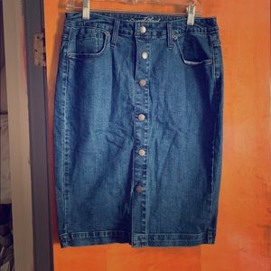 Denim skirt